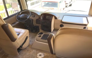 2015 Thor motorhome /toyhauler/ dream machine