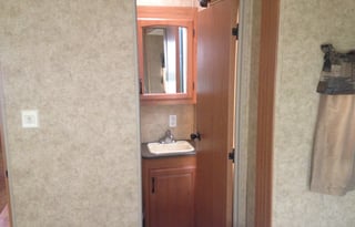 36' Keystone Laredo - Lucy