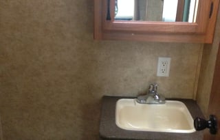 36' Keystone Laredo - Lucy