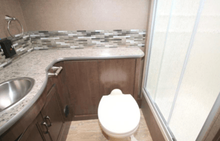 Amazing Archie is a 2018 34J Thor Hurricane