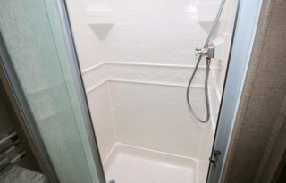 Amazing Archie is a 2018 34J Thor Hurricane