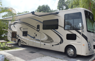 "The Memory Maker" BEAUTIFUL!!! 2018 THOR Windsport 34'