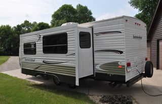 2013 Keystone Summerland Bunkhouse travel trailer w/slide out