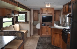 2013 Keystone Summerland Bunkhouse travel trailer w/slide out