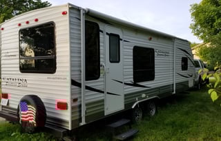 29' Coachmen Catalina delivered Clean & Safe!