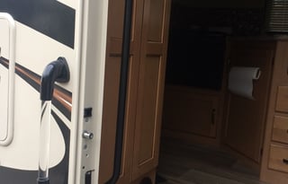 2017 Freedom Elite 26he