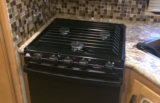 2017 Freedom Elite 26he