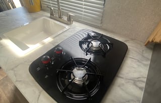 2021 Dutchmen RV Coleman Lantern LT Series 17B