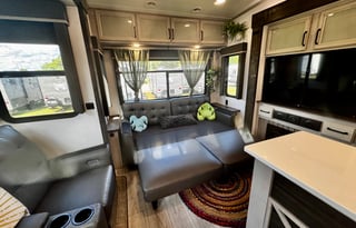 Timber - 2024 Keystone Montana High Country 385BR