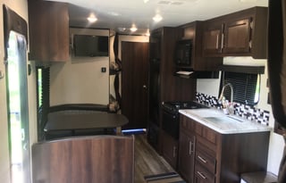 AGA 5 -	2019 Jayco Jay Flight 264BHW