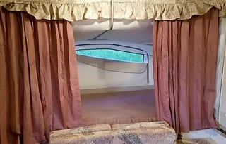 1996 Damon Camplite - Take it with you or request delivery*  Clean & safe!