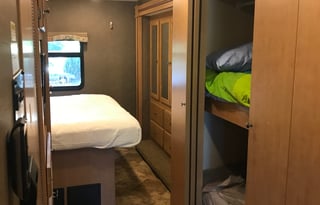 Magic Memory Maker---Bunkhouse model, Windsport 34J