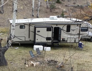 Keystone RV Hideout 28BHS