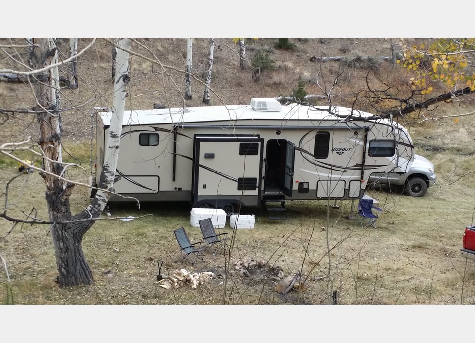 Fifth Wheel rentals in Commerce City