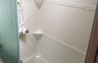 Hello 2019!! Check this out!! Hideout Fifth Wheel - Delivery Available!