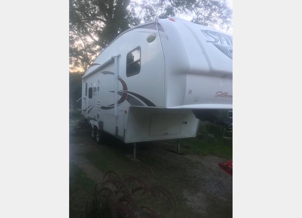 Fifth Wheel rentals in Denham Springs