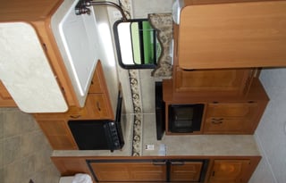 2007 Montana Mountaineer with Big Mountain View!