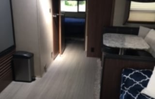 2018 Keystone 292dbhs