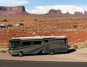 Winnebago Journey 36g
