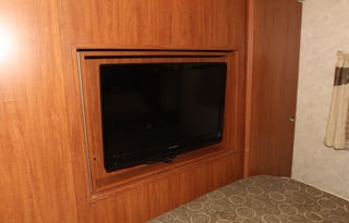 Forest River Surveyor w/ 4 bunk beds