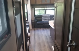 Open Range Highland Ridge 5th wheel 2019