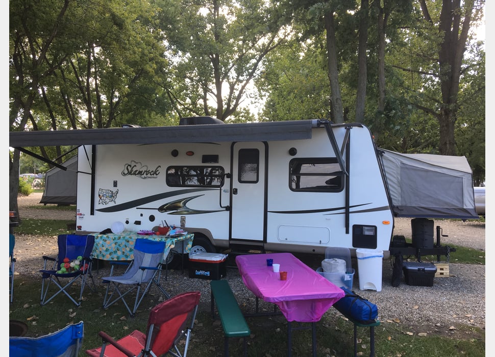 Travel Trailer rentals in Ellisville