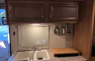 Easy Tow  4 Family on the Go! Delivery Available!