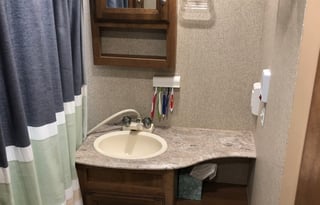 Easy Tow  4 Family on the Go! Delivery Available!