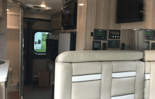 Couples Getaway w/ Lithium & Solar Charging