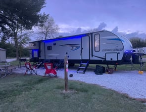 Forest River RV Cherokee Alpha Wolf 29QB-L