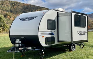 2020 Forest River Salem FSX PLATINUM