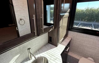 2025 Entegra Vision XL 39ft Coach