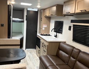 Heartland Prowler 2500BH