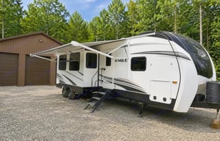 "Blue Grass Beauty" Jayco Eagle HT Sleeps 8