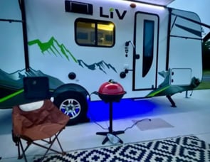 Liv Liv Trailer 201BH