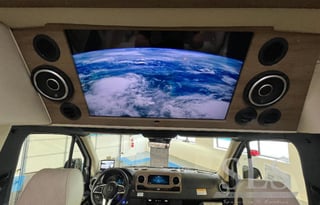 2024 Midwest Automotive Designs Daycruiser D6