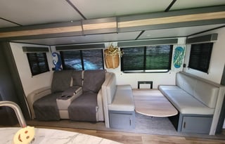 2023 Keystone Bullet Ultra Lite 330BHS