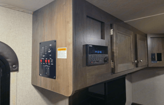 2019 Dutchmen RV Coleman Light LX 2125BH