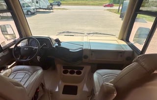 2022 Thor Motor Coach Challenger 37FH