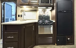 35' Cherokee Sleeps 12 with TRIPLE slide out! HUGE