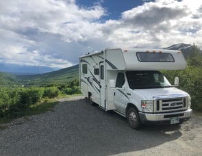 Coachmen RV Freelander 21QB  Ford 350
