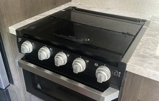 The Jay Bird's Home on the Road