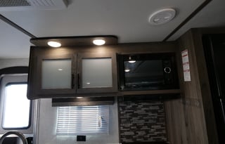 2021 Gulf Stream Enlighten- 30ft