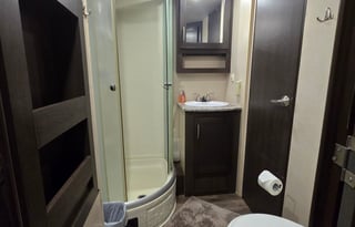 Shockwave in the Sand – Desert Escape for 6