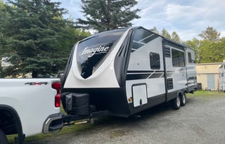 2022 Grand Design Imagine 2400BH