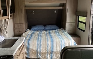 2023 Grand Design Imagine XLS 21BHE  Newer/Upscale