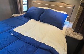 Alice the Traveling Palace