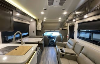 Erick Esteem 2025 sleeps 6,KING BED, Outside tv