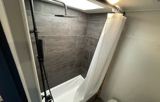 85 weekday special light, sleeps 5 2022  R Pod