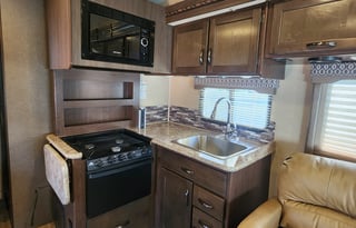 32' Bunkhouse  - Your Home Away From Home